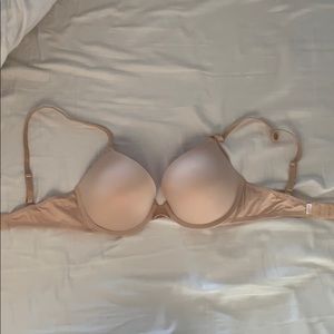 Victoria’s Secret everyday wear push up bra NWOT